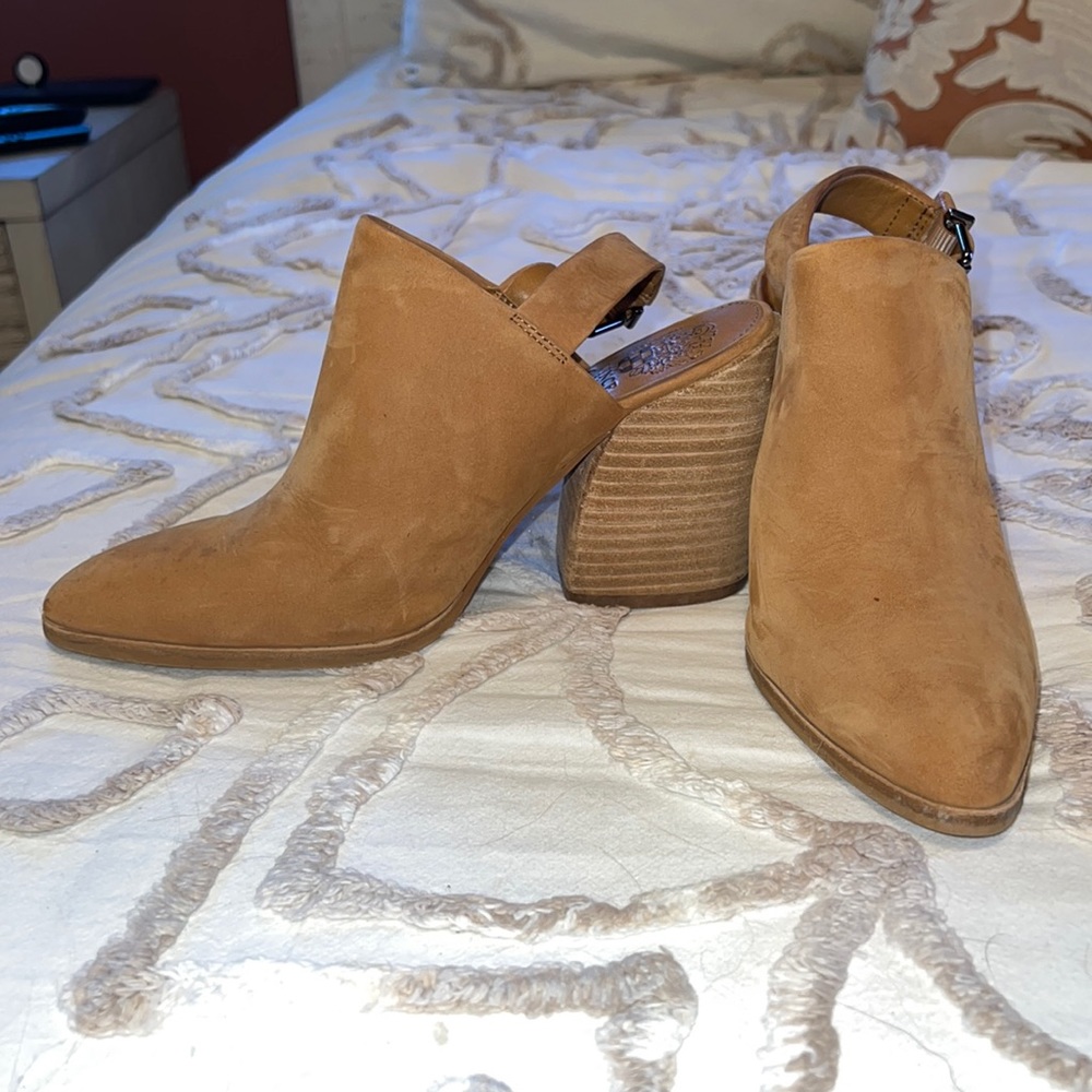 Vince Camuto heeled mule